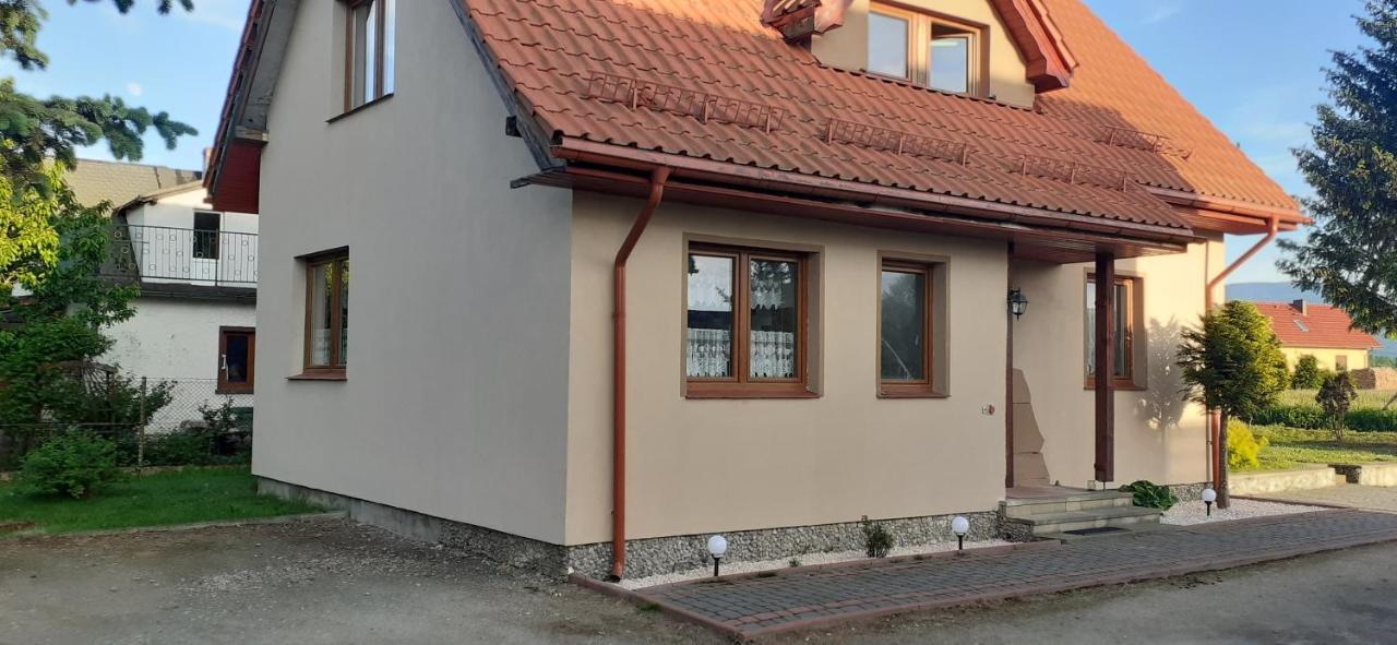 Ivet Villa Ломница Екстериор снимка