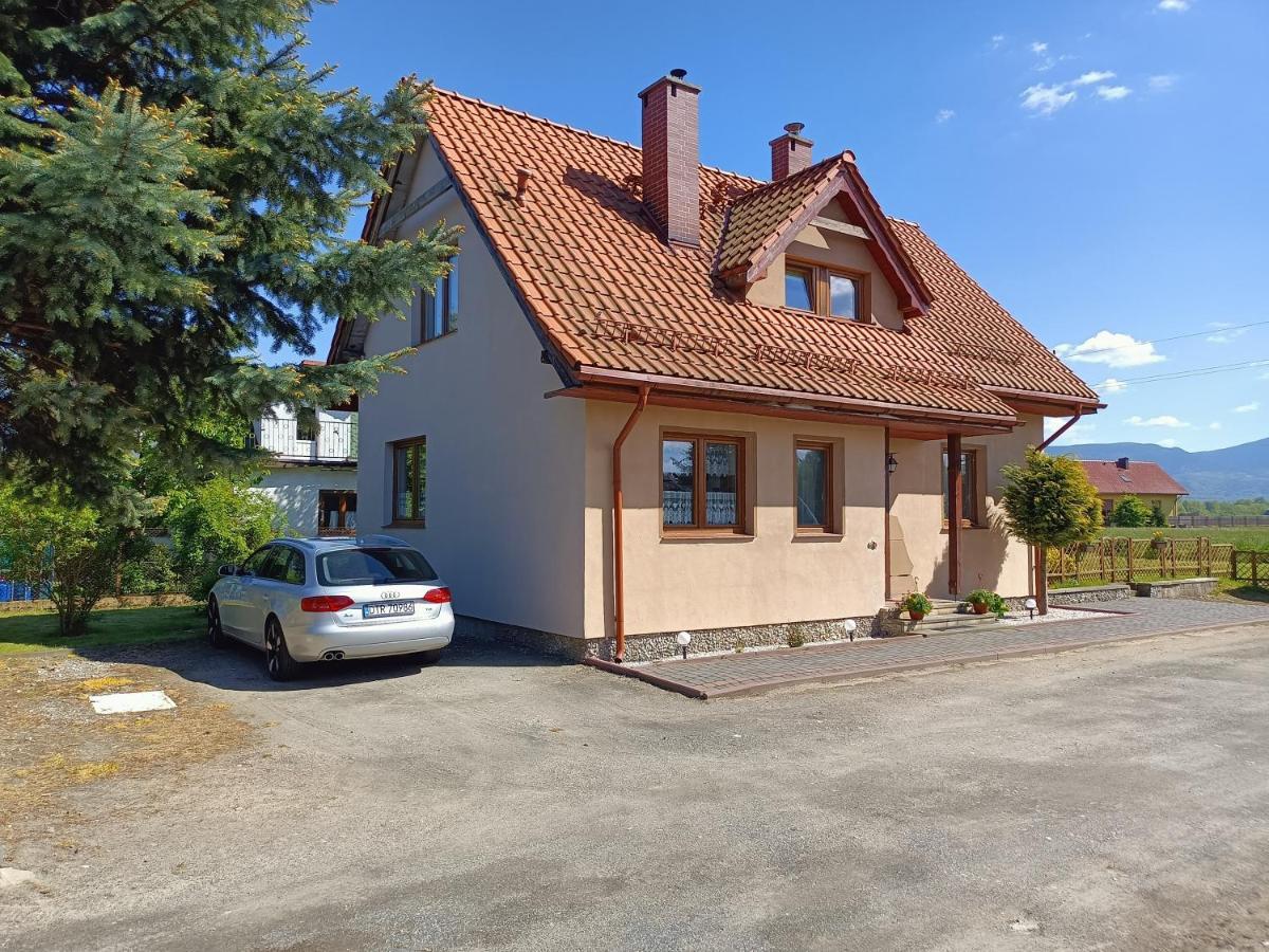 Ivet Villa Ломница Екстериор снимка
