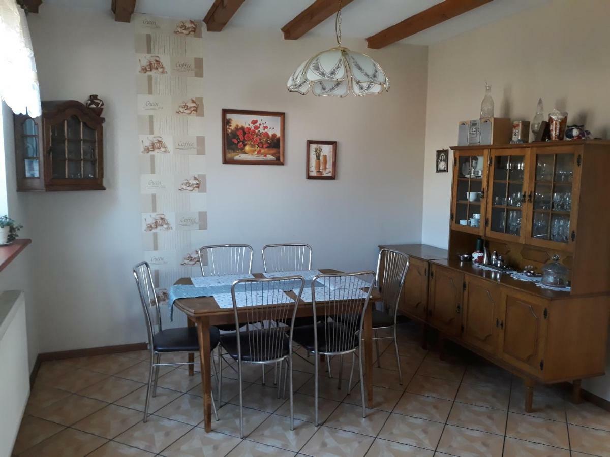 Ivet Villa Ломница Екстериор снимка